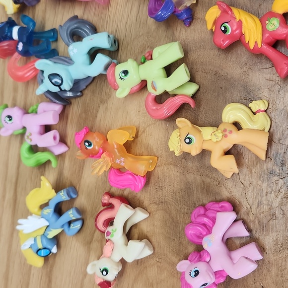 My Little Pony Mini Toys Lot Of 22 Used Playtime Assorted - Picture 2 of 5
